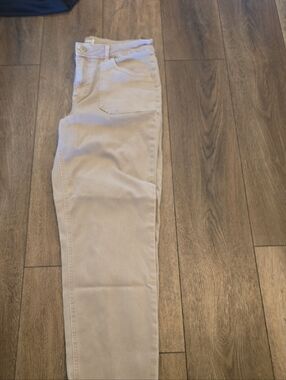 Maurices Beige Cropped Ankle Jeans